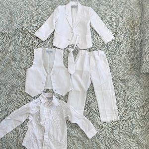 5 piece white boys suit size 3t
